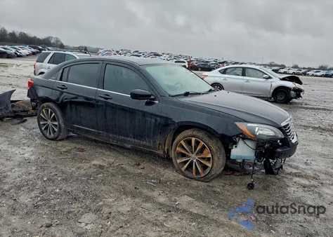 2013 Chrysler 200 Touring из США, поврежденный, VIN 1C3CCBBG8DN728155